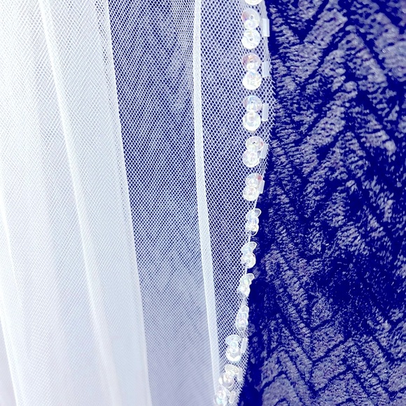 💕Fingertip wedding veil. With sequins and beads. - Picture 1 of 5